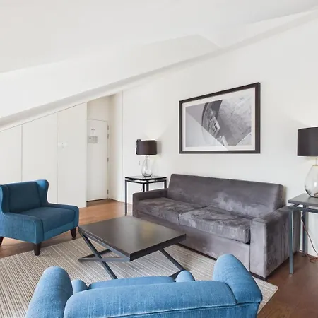 Appartamento Stylish 1br W/ Sofa Bed - Prime Cais Do Sodre | By Airnest